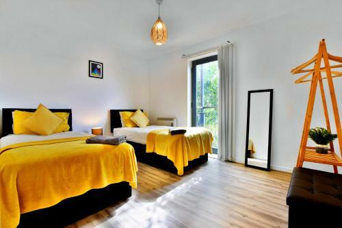 Budget Friendly Apartment With Twin Beds & Parking