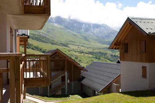 Aparthotel Hameau Des Aiguilles 4