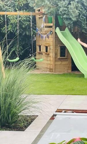 Wundersch�nes Haus - Pool, Netflix & Viele Extras