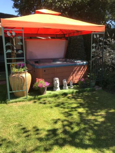 Acorn Cottage