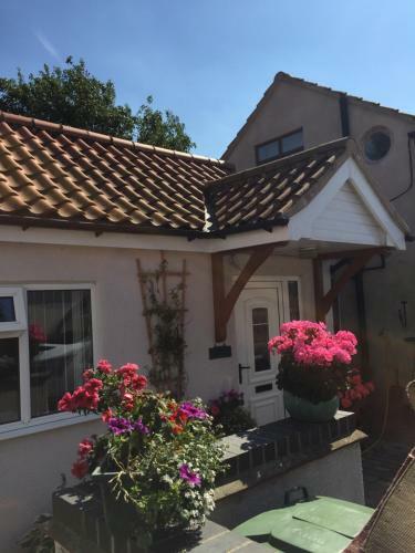 Acorn Cottage