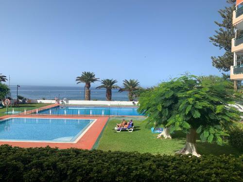 Apartamento Comodoro, En Frente Del Mar
