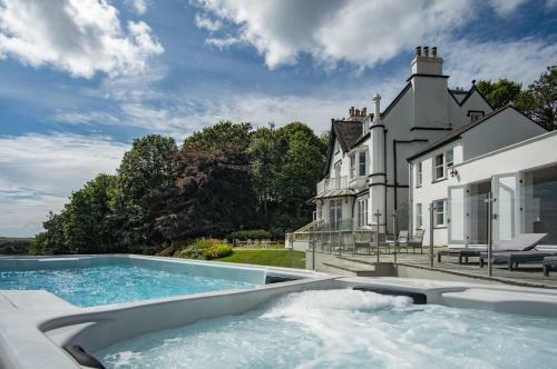 Penally Manor - Luxurious Manor House - Tenby