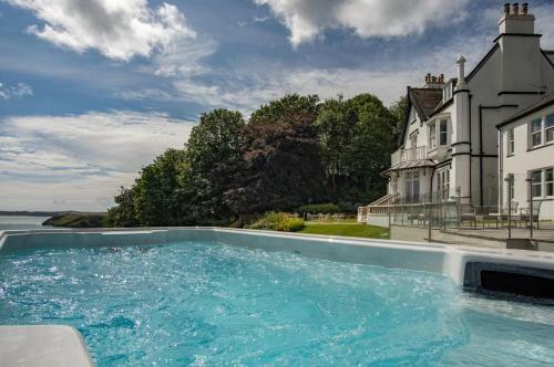 Penally Manor - Luxurious Manor House - Tenby