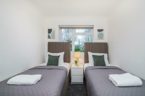 Apartamento Attractive And Spacious 3 Bed House In Grays Lakeside