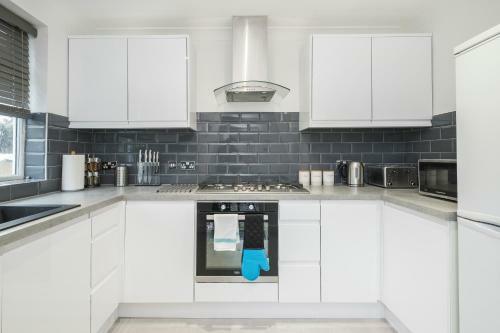 Apartamento Attractive And Spacious 3 Bed House In Grays Lakeside