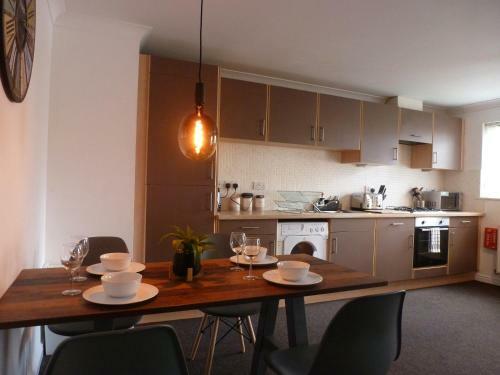 Sun Gardens Luxe 2 Bed 2 Bath Apartment