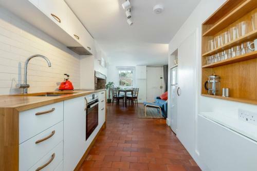 Lovely 1bd Couples Retreat In The Heart Of Devon