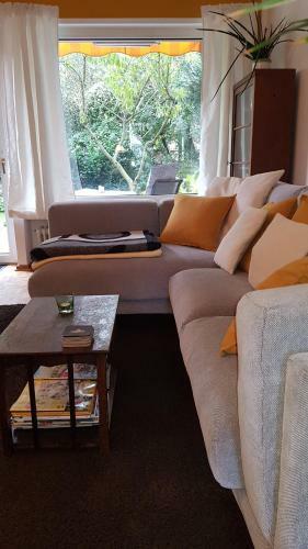Apartamento Stadtnahe Wohnung Mit Garten Und Parkplatz