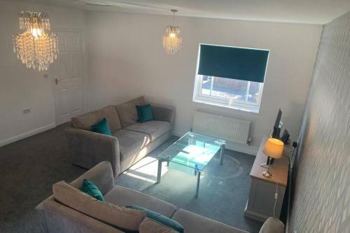 Silver Stag, Large 2 Bedroom Apartment With Designated Parking