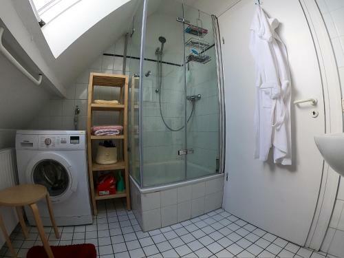 Apartamento Zentrale Gro�e Ferienwohnung -94qm- Oldenburg