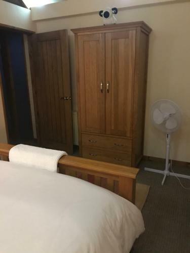 Wits End Log Cabin