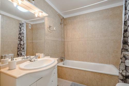 Apartment In Ca�adas Golf Del Sur