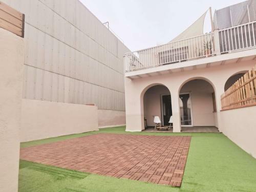 Lisa Apartment By Hlclub Hutb-060050