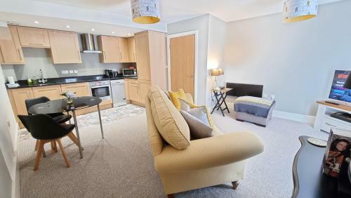 Apartment 3, Monk Bar
