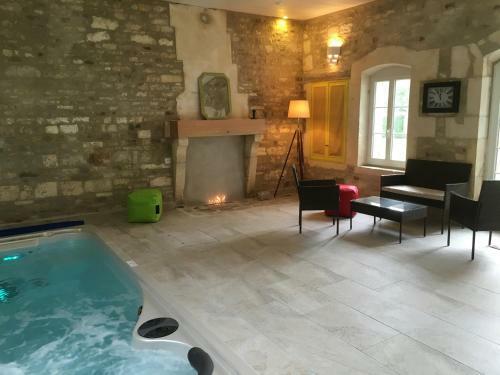 Bed & Breakfast Logis De Guitres - Chambres D'hotes