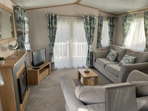 Yorkshire Lodge With Hot Tub