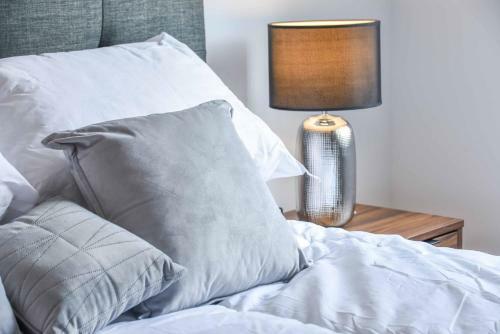 10 Icona A City Centre Apartment