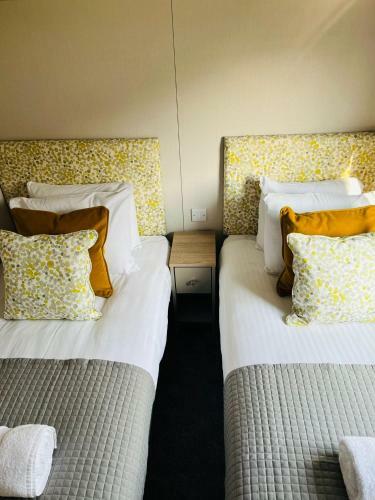 Stone Beck Lodge With Hot Tub