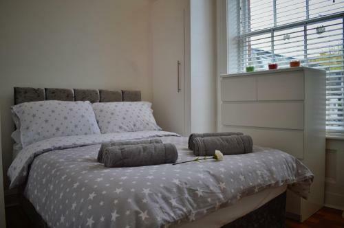 Apartment 4 Hamilton Square