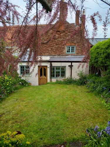 Quaint, Rustic Cottage, Bishops Lydeard