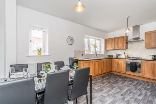Millward House For Families And Contractor Stays