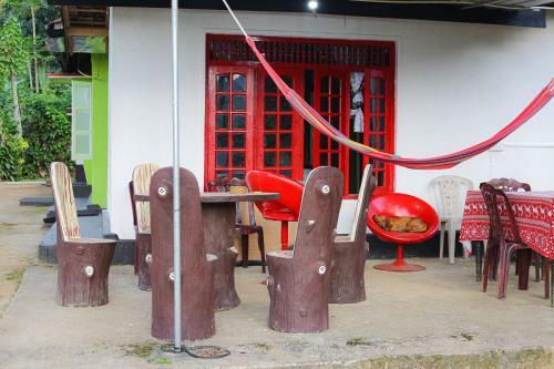 Home Hostel Ella