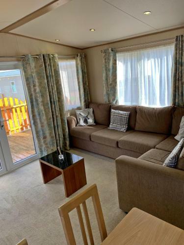 32 Dayven Lodge