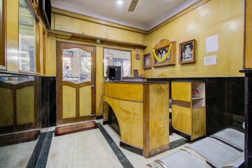 Hotel Spot On 75643 Golden Guest House