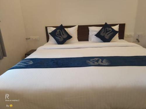 Hotel Amulya Fine Dine Residency