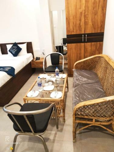 Hotel Amulya Fine Dine Residency