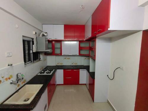 Lovely Three Bedroom Apartment