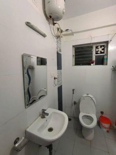 Lovely Three Bedroom Apartment