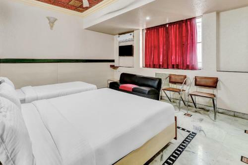 Hotel Collection O 84605 Srk Diamond Inn