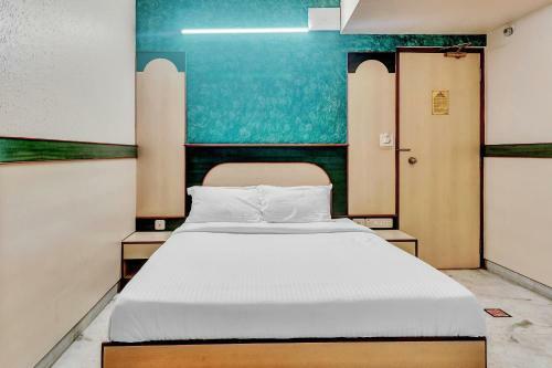 Hotel Collection O 84605 Srk Diamond Inn