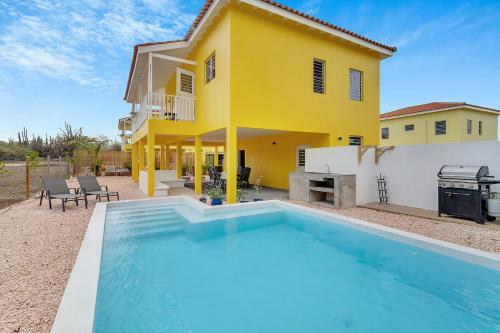 Villa Yellow Rose In Kralendijk