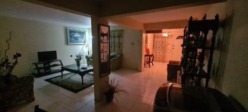Hostal Happy And Comfortable Home