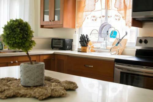 Modern And Cheerful 3 Bedroom Villa