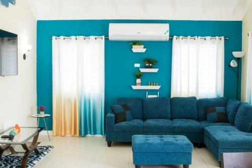 Modern And Cheerful 3 Bedroom Villa