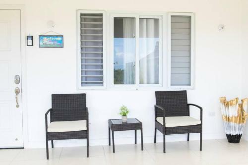 Modern And Cheerful 3 Bedroom Villa