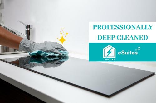 Tudors Esuites 5 Bed House