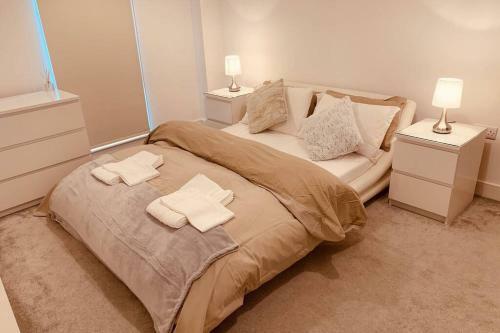 Fabrick Square Luxury City Centre Apartment