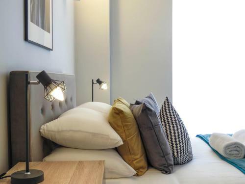 Tudors Esuites Jq Apartments Two Bedrooms