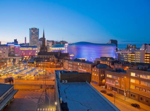 Tudors Esuites Jq Apartments Two Bedrooms