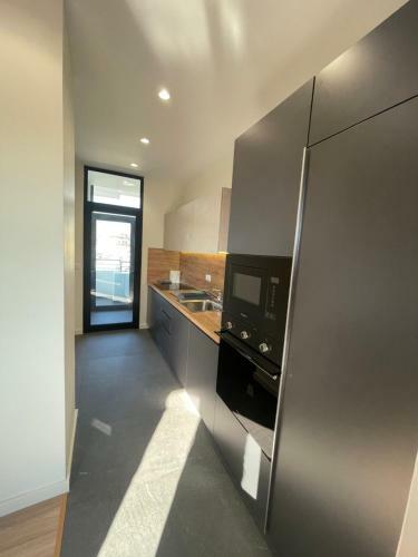 Charming And Bright Tirana Center Apartament