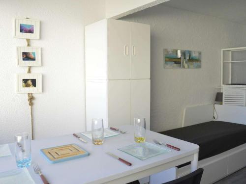 Apartamento Studio Le Grau D'agde, 1 Pi�ce, 4 Personnes - Fr-1-249-362