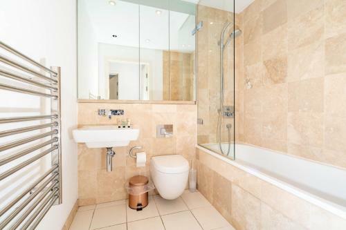 Haus Cube Apartment Top Rated, City Views, Great Location