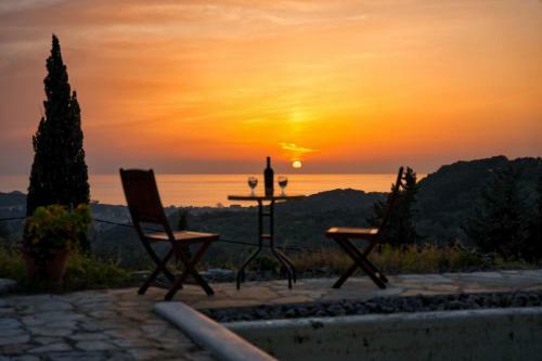 Private Villa's In Nw Corfu With Pool