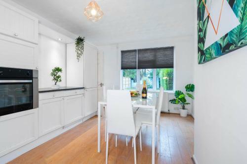 Haus Birmingham 3 Bedroom House With Garden