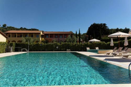 Apartamento Le Corti Del Sole Residence